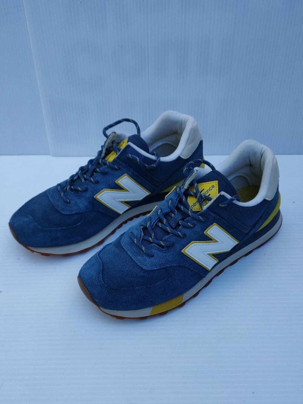 New Balance 574 Blue Yellow Suede Gum ML574JHP Mens Sneakers Shoes Size 9.5D